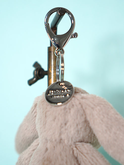 Jellycat Blossom  Beige Bunny Bag Charm バックチャーム　うさぎ　ベージュ　キーホルダー