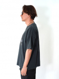 REMI RELIEF HARD SP加工20/-天竺 PHOTO TEE-Vintage Black