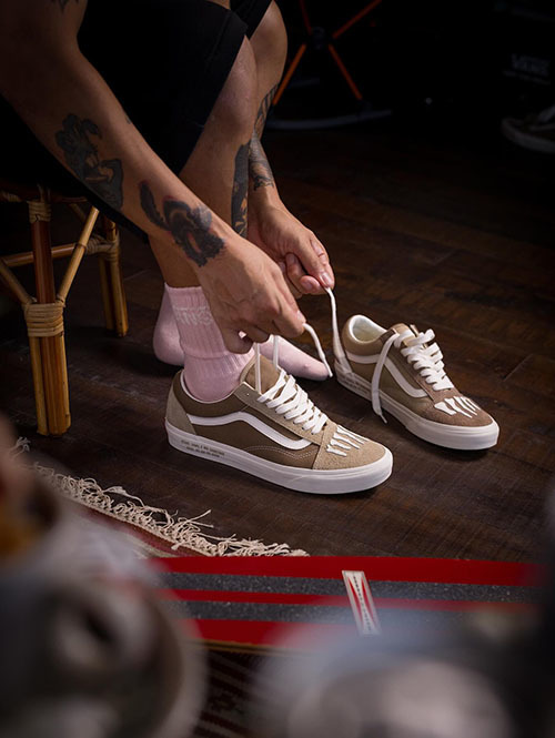 VANS X MARK SBTG バンズ オールド スクール "ボーン"(VN000CT84MG)