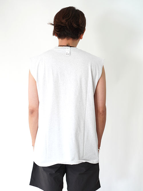 GOAT 7oz NO SLEEVE TEE