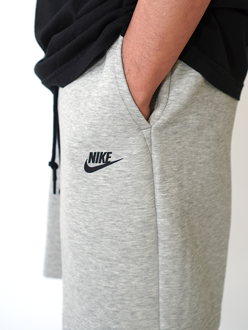 NIKE TECH FLEECE SHORT PANT(FB8172-063) Grey