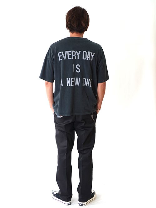 REMI RELIEF EVER DAY IS A NEW DAY - Vintage Black