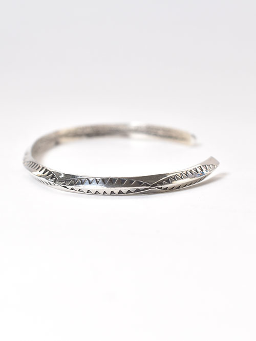 NAVAJO Hand Made Silver Bangle