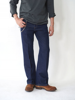 Levi’s  STA PREST フレアデニム - Dark Indigo