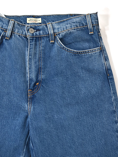 Levi’s STA PREST フレアデニム - Medium Indigo