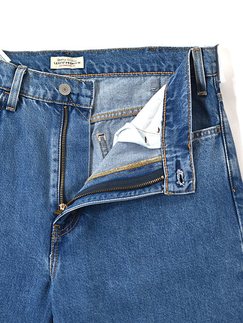 Levi’s STA PREST フレアデニム - Medium Indigo