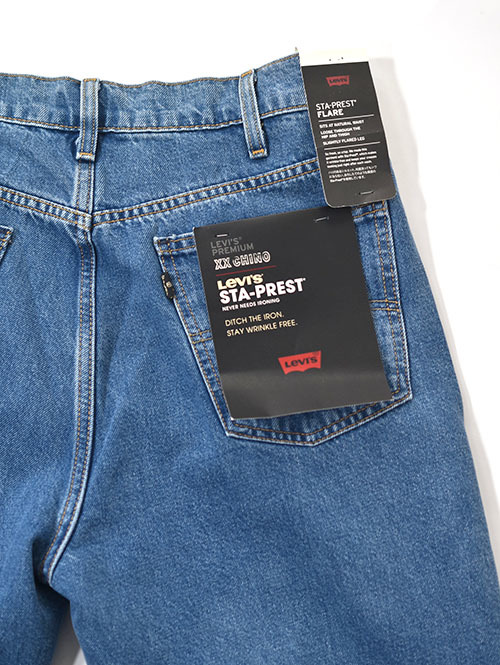 Levi’s STA PREST フレアデニム - Medium Indigo
