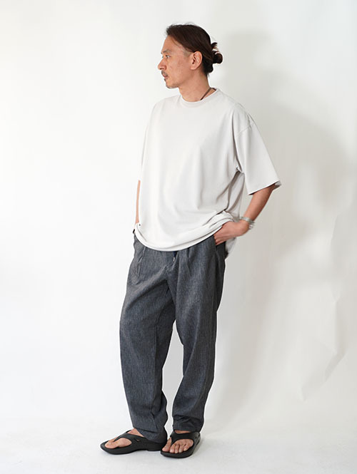 SALUTE HELM スピンドル入りワンタック ワイドパンツ (65015) - Indigo