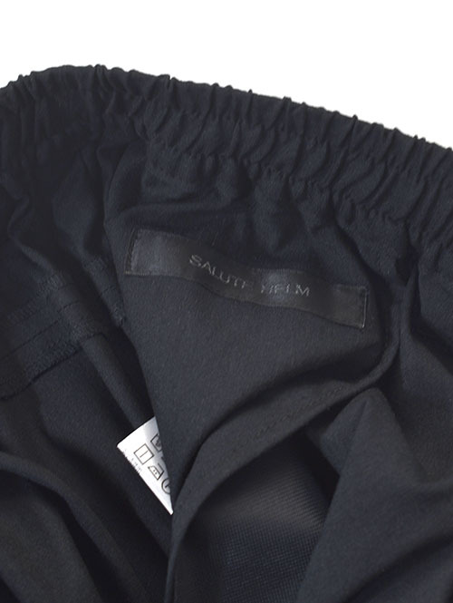 SALUTE HELM スピンドル入りワンタック ワイドパンツ (65015) - Black