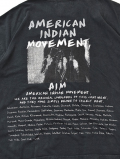 REMI RELIEF　AMERICAN INDIAN MOVEMENT　Tシャツ - Black