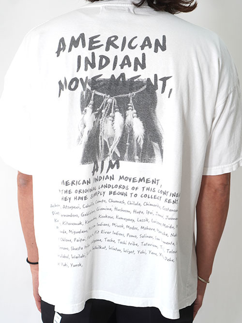 REMI RELIEF AMERICAN INDIAN MOVEMENT Tシャツ - White