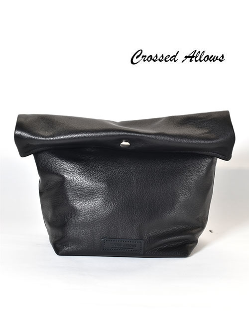 CROSSED ARROWS エトフ別注 レザーランチバッグ - レザータグ