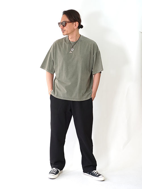 W.A.T.C STUDIO Oversized boxy Tee - Vintage Olive