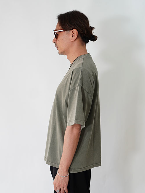 W.A.T.C STUDIO Oversized boxy Tee - Vintage Olive