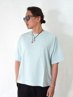 W.A.T.C STUDIO  Oversized boxy Tee - Cold Blue
