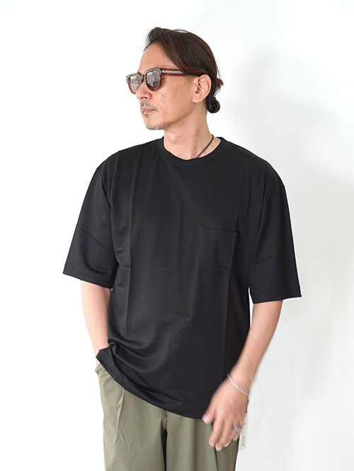 moc T LYOCELL JERSEY STITCH CREW NECK S/S POCKET TEE - Black