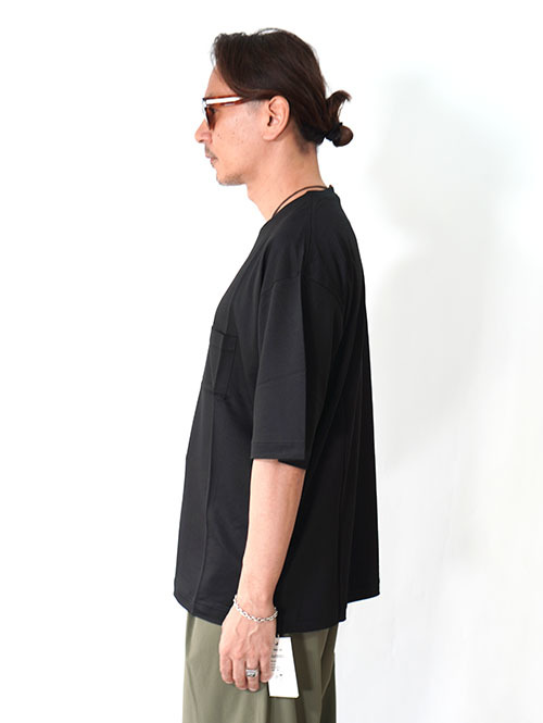 moc T LYOCELL JERSEY STITCH CREW NECK S/S POCKET TEE - Black