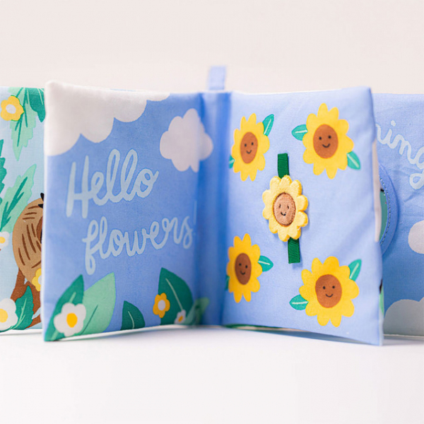 Jellycat ジェリーキャット 【Hello SUN Fabric Book 】 ベビーブック 布製 本 ぬのの本 布 絵本 英語の本