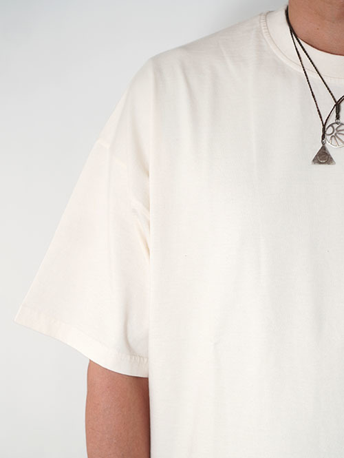 W.A.T.C STUDIO Oversized boxy Tee - Natural /Ecru