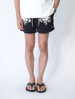 Pacsun. Dilated Applique 4.5" Swim Trunks