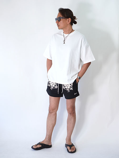 Pacsun. Dilated Applique 4.5" Swim Trunks