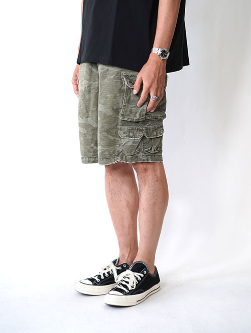 Etoffe Vintage NO BOUNDARIES CAMO柄 カーゴショーツ