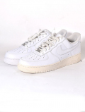 NIKE AIR FORCE 1 WMNS White　展示品　日焼け品