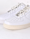 NIKE AIR FORCE 1 WMNS White　展示品　日焼け品