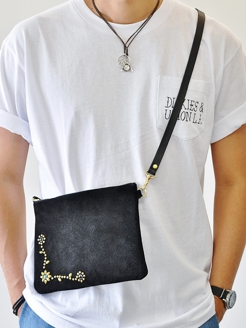 CROSSED ARROWS レザースタッズ サコッシュバッグ L字 フラワー シルバー