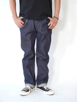 Levis  501 SELVEDGE REGID DENIM