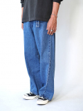 Levi's  TWISTED BAGGY JEANS  