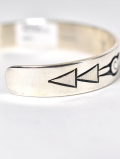 ホピ族【Ronald Wadsworth】 Silver Bangle