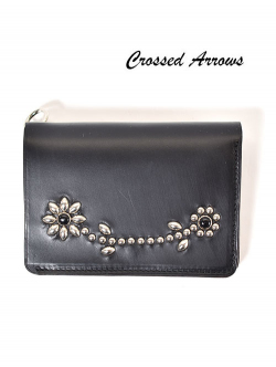 CROSSED ARROWS 　クロムレザー　スタッズ　チェーン穴付きトラッカーウォレット-　Black/Silver/Black