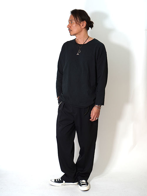 GRAB IN HOLLYWOOD Heavy Weight Relax Fit Bracelet Sleeve - Black 