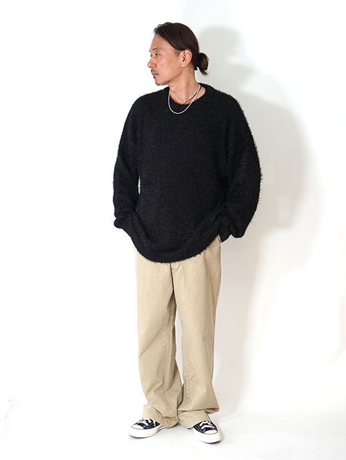 MALIBU FARM SHAGGY KNIT Crew - Black