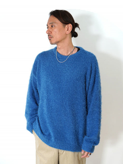MALIBU FARM SHAGGY KNIT Crew- Blue