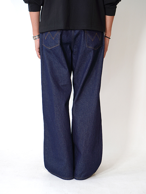 Wrangler　ワイド デニムパンツ