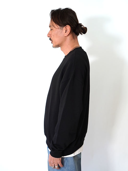W.A.T.C STUDIO  Oversized Crewneck Sweat - Black