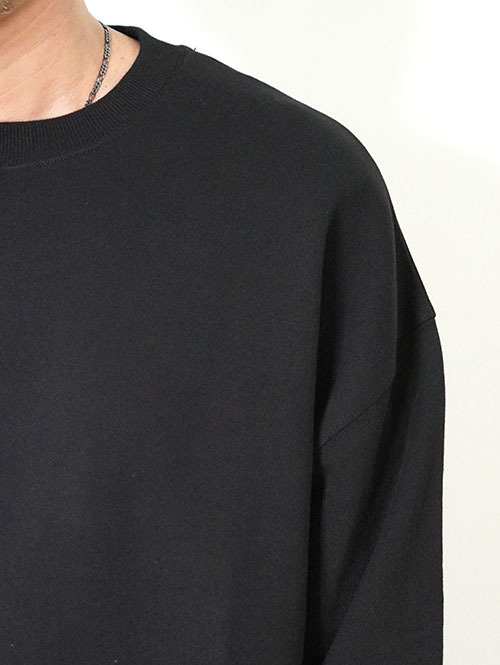 W.A.T.C STUDIO  Oversized Crewneck Sweat - Black