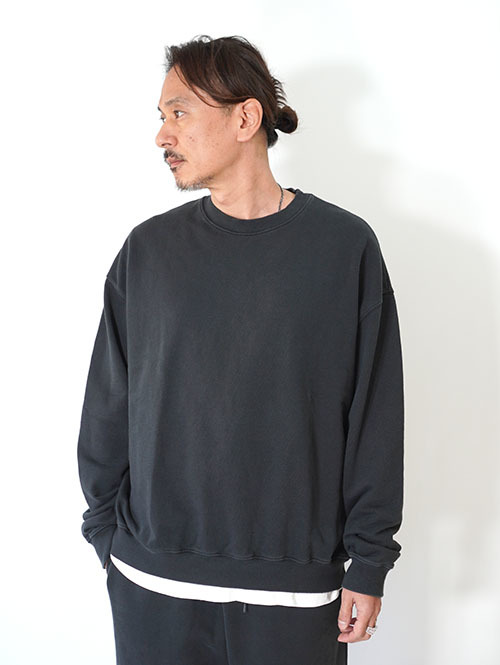 W.A.T.C STUDIO  Oversized Crewneck Sweat - Vintage Black