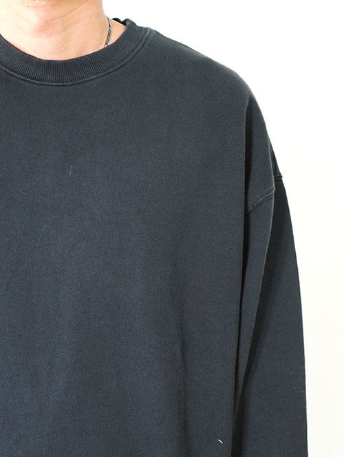 W.A.T.C STUDIO  Oversized Crewneck Sweat - Vintage Black