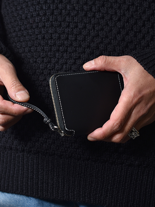 SOPO ROUND ZIP PURSE - Black