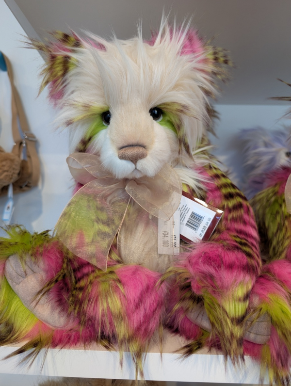 Charlie Bears チャーリーベアーズ　/ 　Miss Johnson 　くまのぬいぐるみ　クマ