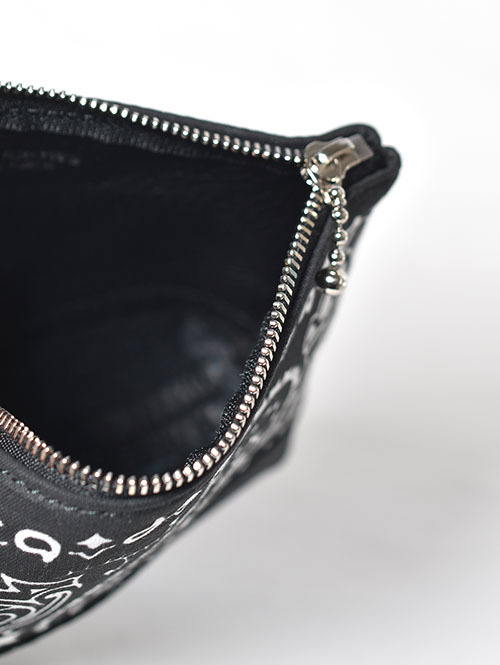 CROSSED ARROWS  バンダナ柄 ポーチ