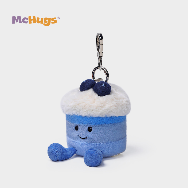 Mchugs Blueberry Cake Bag Charm（マックハグス）ブルーベリーケーキバッグチャーム　ケーキ　ブルー　チャーム　