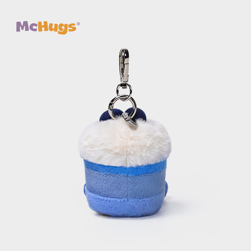 Mchugs Blueberry Cake Bag Charm（マックハグス）ブルーベリーケーキバッグチャーム　ケーキ　ブルー　チャーム　