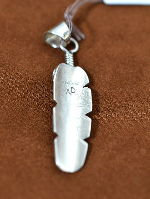 Navajo AARON DAVIS フェザーペンダントトップ