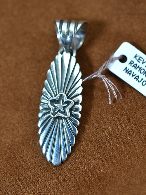 Navajo　Kevin Ramone スターペンダントトップ