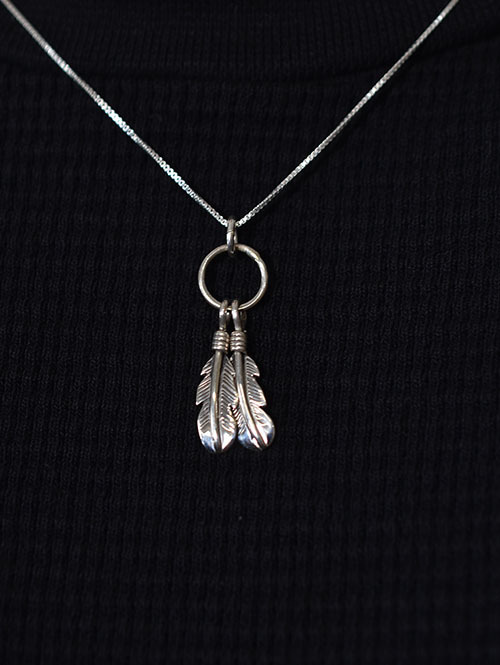 Navajo　Dable Feather Necklace