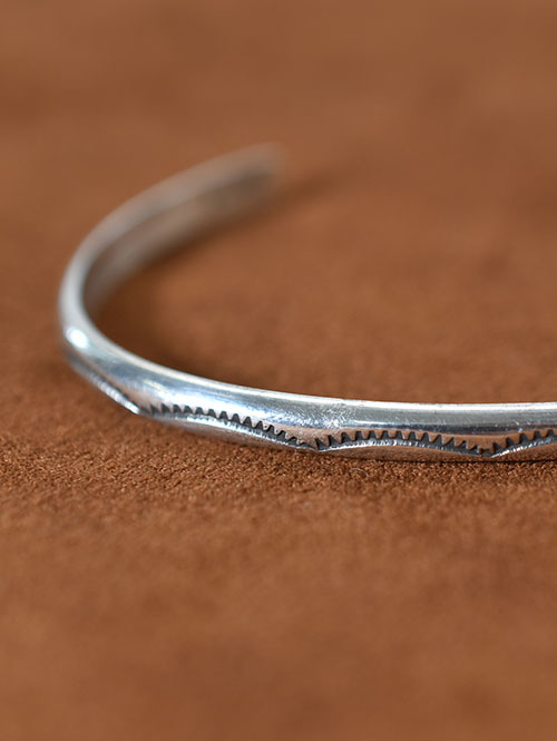 NAVAJO Hand Made Silver Bangle